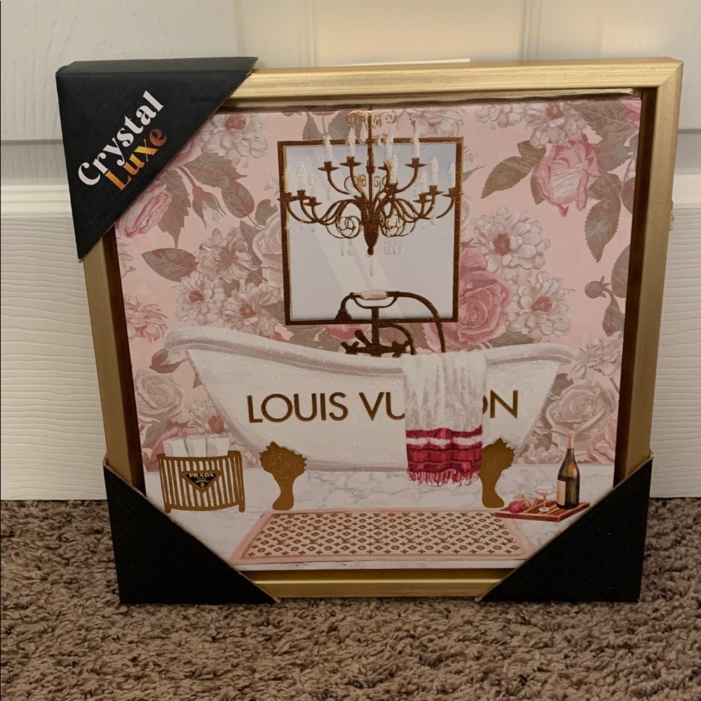 FASHION INSPIRED Bathroom Tub with Gold Frame - Picture 1 of 1